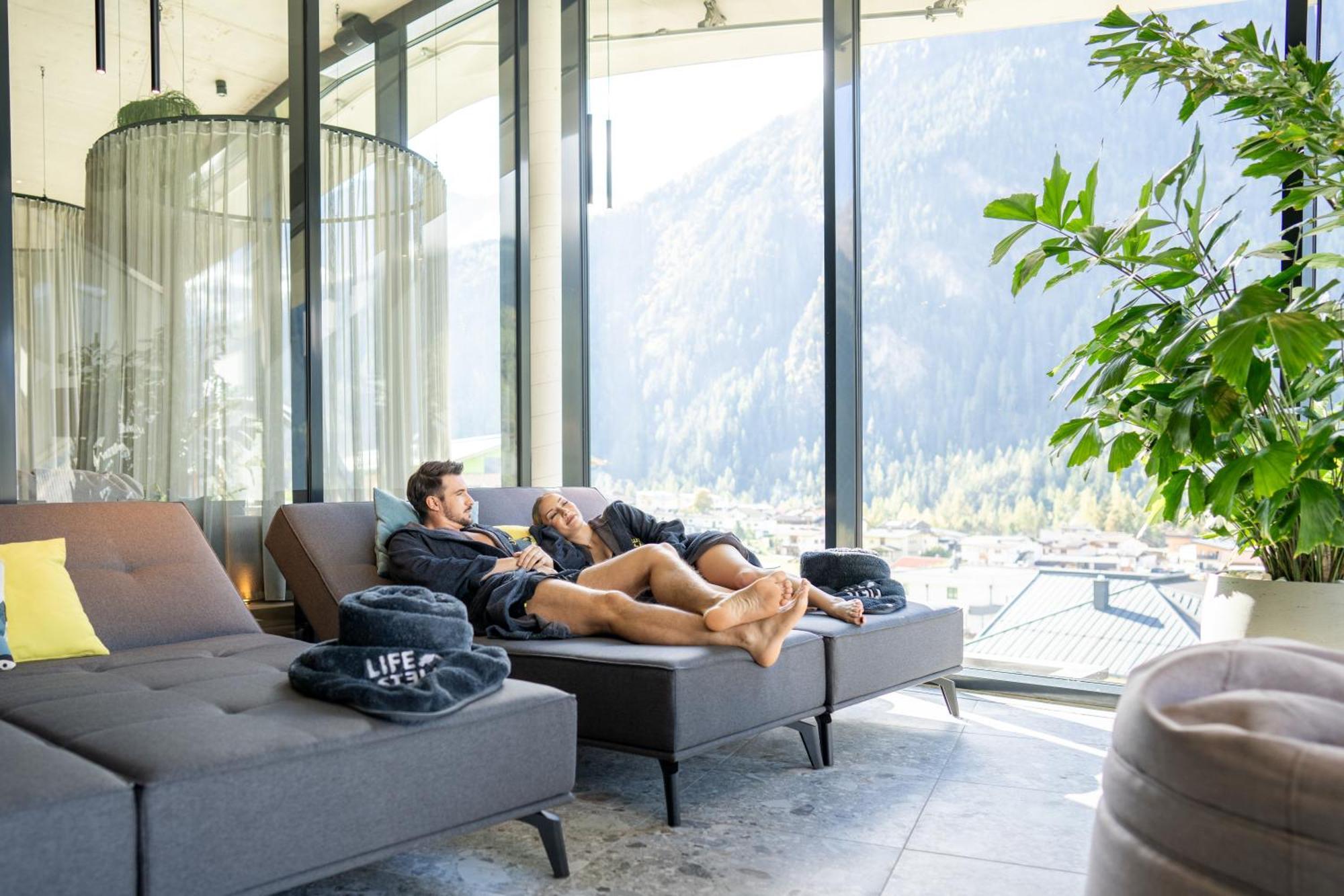 Lifesteil Aparthotel Umhausen Extérieur photo